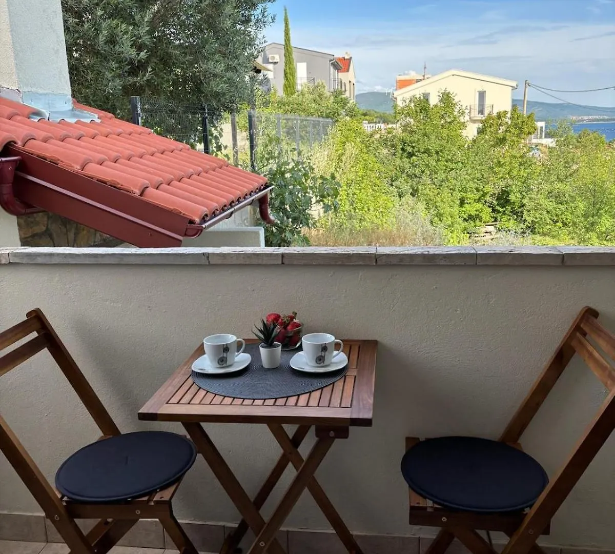 Cozy Apartments Marko In Maslenica Just 230 M From The Beach Croatia