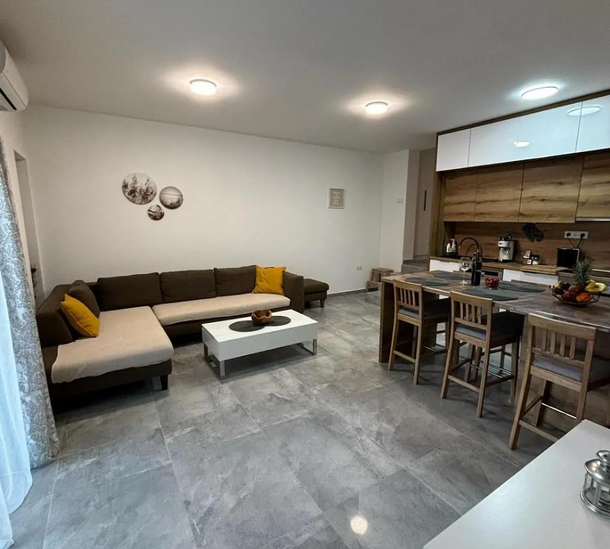 Cozy Apartments Marko In Maslenica Just 230 M From The Beach