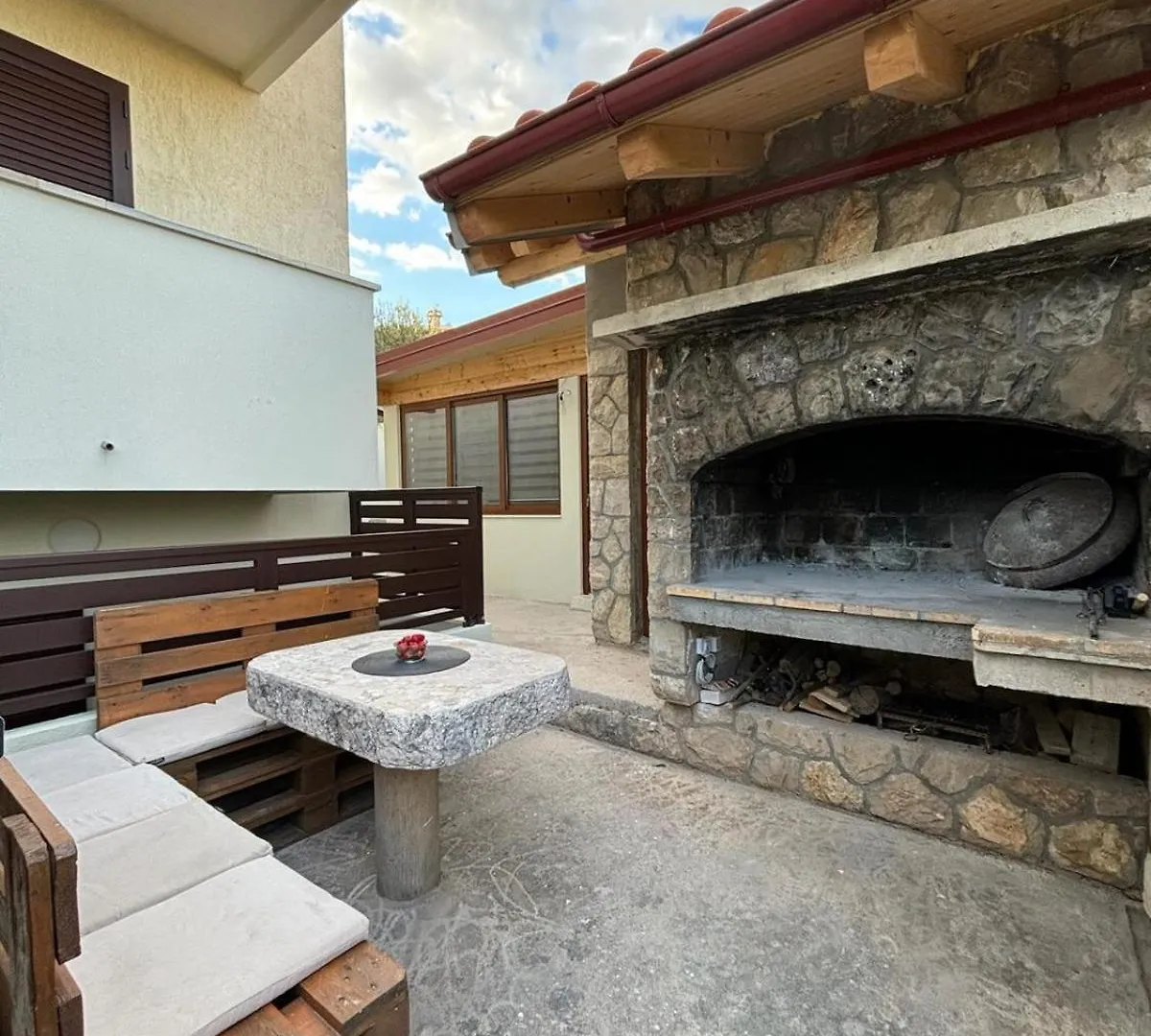 Cozy Apartments Marko In Maslenica Just 230 M From The Beach 0*,
