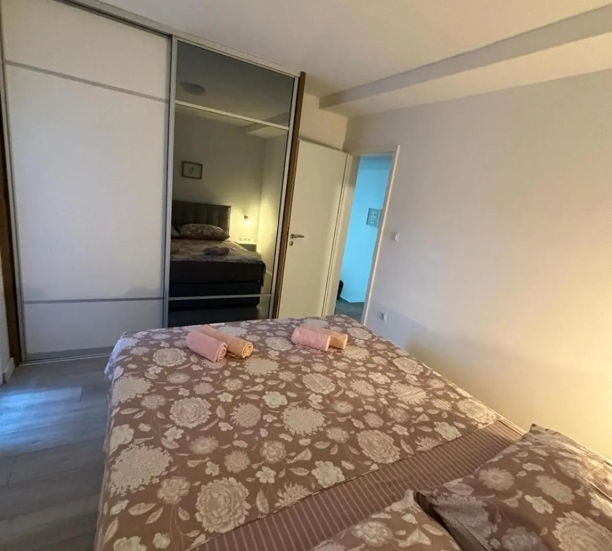 Cozy Apartments Marko In Maslenica Just 230 M From The Beach